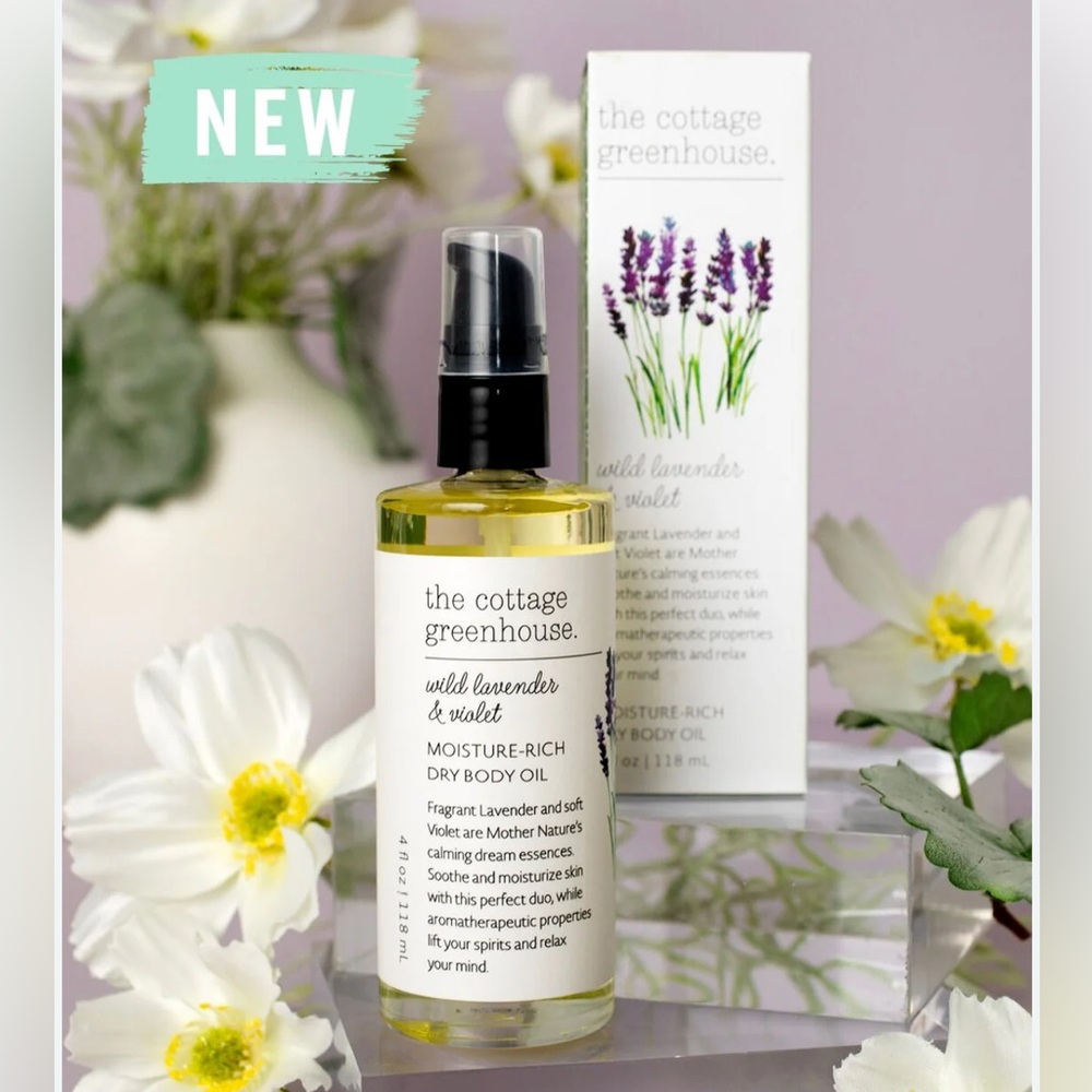 The cottage greenhouse wild lavender and violet Dry body oil 4oz full size